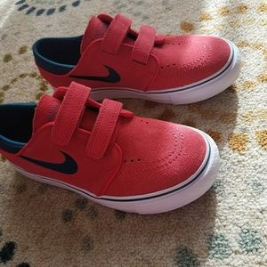 Boys 1.5y Nike Stefan Janoski skate shoes